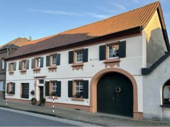 Sanierter Fachwerktraum mit Einliegerwohnung und großem Garten in Schwalmtal Haus kaufen 41366 Schwalmtal Bild mittel