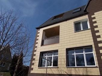 Saniertes und vollvermietetes Mehrfamilienhaus mit SP und Balk. in guter Lage Gewerbe kaufen 09249 Taura Bild mittel
