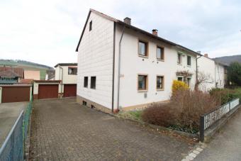 Sanierungsbedürftiges Einfamilienhaus mit großem Potenzial in Geisingen/Gutmadingen Haus kaufen 78187 Geisingen Bild mittel