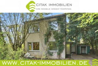 Sanierungsbedürftiges Reihenendhaus mit Garage in Köln-Heimersdorf (Erbpachtgrundstück) Haus kaufen 50767 Köln Bild mittel