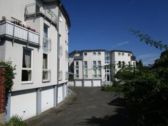 SANKT AUGUSTIN, schöne 2 Zimmer-Wohnung im DG, ca. 58 m² Wfl. mit Balkon, Garage, Abstellfläche Wohnung mieten 53757 St. Augustin Bild mittel