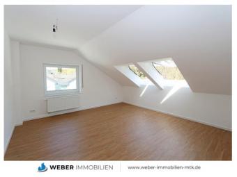 schick ++ kernsaniert ++ inkl. neuer Einbauküche und PKW-Stellplatz Wohnung mieten 65719 Hofheim am Taunus Bild mittel