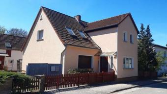 Schönes EFH mit Garten und Einliegerwohnung im Nebengelass Haus kaufen 14827 Wiesenburg/Mark Bild mittel