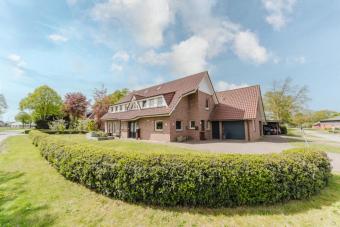 Sehr attraktives Wohnhaus mit zwei Einheiten und großem Außenbereich in Laar Haus kaufen 49824 Laar Bild mittel