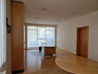 Sehr Gediegene Büro- und Praxisräume in Urexweiler, einzugsbereit - teilbar - Gewerbe mieten 66646 Marpingen Bild mittel