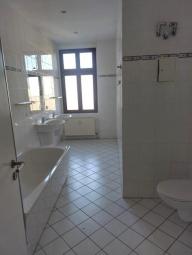 Sehr schöne 4 R.-Wohnung in MD-Sudenburg im 4.OG.mit BLK ca.113,36m zu vermieten. Wohnung mieten 39112 Magdeburg Bild mittel