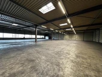 Sehr solide Industriehalle in gutem Zustand mit großer, befestigter Außenfläche Gewerbe mieten 66386 St. Ingbert Bild mittel