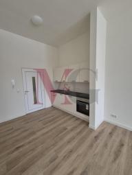 Smart Living: Helle 1-Zimmer-Wohnung mit moderner EBK & schickem Bad Wohnung mieten 26382 Wilhelmshaven Bild mittel