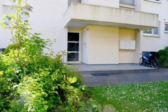 Sonnige 2-Zimmer-Eigentumswohnung mit Balkon und Pkw-Stellplatz in Büttelborn Wohnung kaufen 64572 Büttelborn Bild mittel