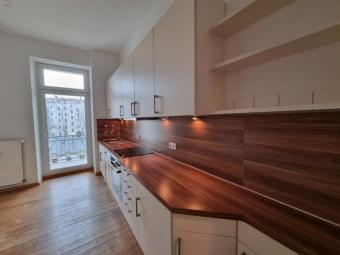 Sonnige Altbauwohnung in gefragter Kiezlage Berlin-Mitte Wohnung kaufen 10119 Berlin Bild mittel