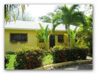 Sosúa/Cabarete: Schöne Villa mit drei Schlafzimmern und Pool. Gelegen in einer ruhigen privaten Wohnanlage. Kurzer Fußweg bis zum Strand. Haus kaufen 46244 Sosúa/Dominikanische Republik Bild mittel