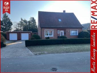 Substanz statt Show. Platz statt Kompromisse.
Gepflegtes EFH mit zwei Garagen & großem Grundstück. Haus kaufen 26904 Börger Bild mittel