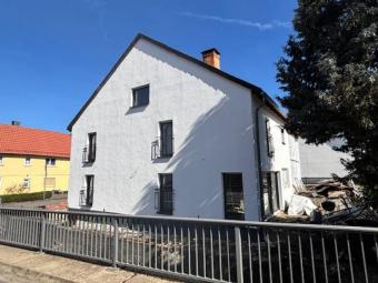 *** Teilsaniertes Einfamilienhaus mit Nebengebäude *** Haus kaufen 36325 Feldatal Bild mittel