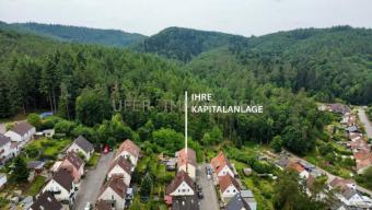 Teilsaniertes Mehrfamilienhaus mit 4 Einheiten & ausbaufähigem Dachgeschoss - in Waldrandlage Haus kaufen 76846 Hauenstein Bild mittel