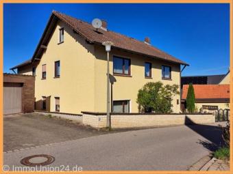 TOP 220 qm Ein- Zweifamilienhaus mit Ausbaureserve im Dachgeschoss und 2 Garagen auf 1.320 qm Grund Haus kaufen 91174 Spalt Bild mittel