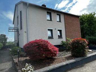 Top-Gelegenheit! Einfamilienhaus mit unverbaubarem Blick und Garten in Hüffelsheim zu verkaufen. Haus kaufen 55595 Hüffelsheim Bild mittel
