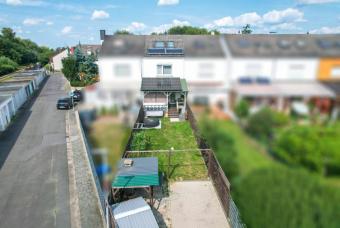 Top gepflegtes RMH mit Garten, Stellplatz, Garage und Solaranlage in guter Lage von Groß-Umstadt! Haus kaufen 64823 Groß-Umstadt Bild mittel