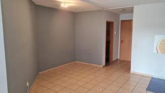 Trier Süd -a.d.Grafschaft- EG Studiowohnung - klein-40qm, fein-mit Einbauküche,Loggia,Stellplatz und alles mein… Wohnung mieten 54294 Trier Bild mittel
