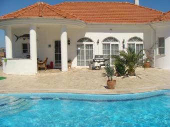 Türkei Immobilie: Villa im grünen mit Pool Haus kaufen 09270 Didim Aydin Bild mittel