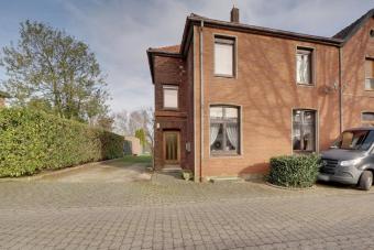 Uedem-Keppeln: Ihr neues Zuhause - Wohnhaus mit Scheune und großem Grundstück Haus kaufen 47589 Uedem Bild mittel