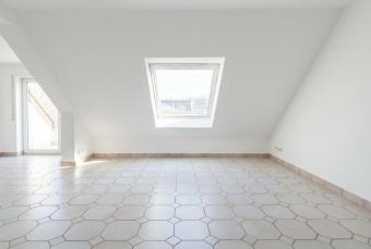 vermietete Dachgeschosswohnung mit Balkon! Wohnung kaufen 65199 Wiesbaden Bild mittel