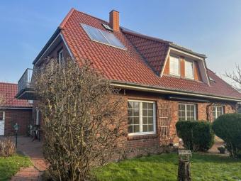 Vermietung eines großzügigen Einfamilienhauses mit Apartment und Gartenvielfalt bei Büsum Haus 25764 Reinsbüttel Bild mittel