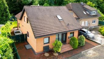 Viel Platz für große Familien – Exklusiver Familien(t)raum in ruhiger Lage von Hennef-Geistingen Haus kaufen 53773 Hennef (Sieg) Bild mittel