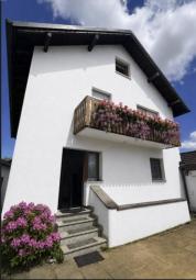 Vielseitiges Familienhaus in Altdorf - flexibel nutzbar für bis zu 3 Wohneinheiten Haus kaufen 87640 Biessenhofen Bild mittel