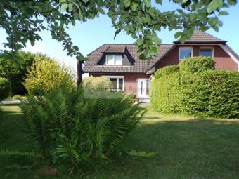Villa in Eckernförde- Top Ausstattung, sehr gepflegt, großes Grundstück! Haus kaufen 24340 Eckernförde Bild mittel