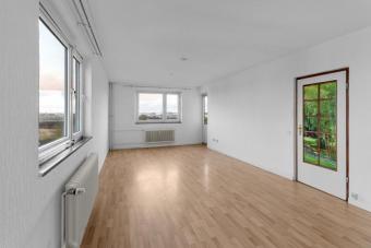 Wohnen mit Aussicht! COURTAGEFREI!! Wohnung kaufen 23560 Lübeck Bild mittel