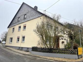 Wohnhaus (eheml. Bauernhof) mit sehr viel Platz / Lager / Hallen auch für Handwerker geeignet Haus kaufen 55481 Lindenschied Bild mittel
