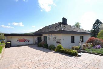 Wohnhaus mit 2 Wohneinheiten, Einliegerwohnung sowie Doppel- garage in 37632 Eschershausen! Haus kaufen 37632 Eschershausen Bild mittel