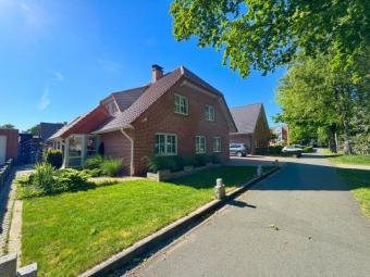Wohnhaus mit Blick auf den Ems-Vechte-Kanal in Nordhorn-Bookholt Haus kaufen 48527 Nordhorn Bild mittel