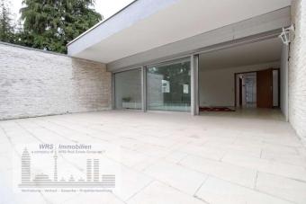 WRS Immobilien - Bungalow auf 2 Etagen für Konsulate oder Grosskonzerne Haus 65760 Eschborn Bild mittel