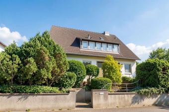 WRS Immobilien - käuferprovisionsfrei - Wiesbaden-Bierstadt - Villa in ruhiger bevorzugter Wohnlage Haus kaufen 65191 Wiesbaden Bild mittel