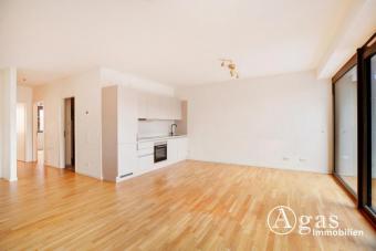 Wunderschöne 3 Zimmer-Wohnung mit ca. 89m², EBK und Gartenblick mit Südbalkon in Berlin-Mitte! Wohnung mieten 10117 Berlin Bild mittel