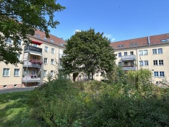 Zentrumsnahe 2-Raum-Whg.! Tageslichtbad, Balkon mit Blick ins Grüne; Vermietet! Wohnung kaufen 08058 Zwickau Bild mittel