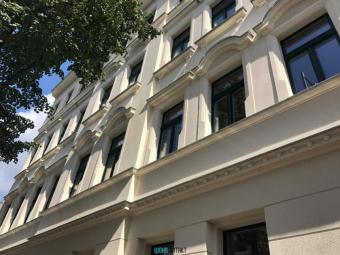 Zweitbezug in Leipzig Stötteritz - elegantes Wohnen im Denkmal | eigener Gartenanteil | Einbauküche |2 Design-Bäder Wohnung mieten 04299 Leipzig Bild mittel