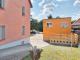 ***JETZT AN DIE ALTERSVORSORGE DENKEN - RENDITEOBJEKT FÜR VERMIETER IN RIESA*** Mehrfamilienhaus mit 4 Wohneinheiten, Garagen, Stellflächen und Garten in ruhiger, städtischer Randlage Haus kaufen 01589 Riesa Bild thumb