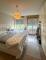 Starnberg - Söcking / 3 Zimmerwohnung mit Hobbyraum / Terrasse / TG / Parklanlage Wohnung kaufen 82319 Starnberg Bild thumb